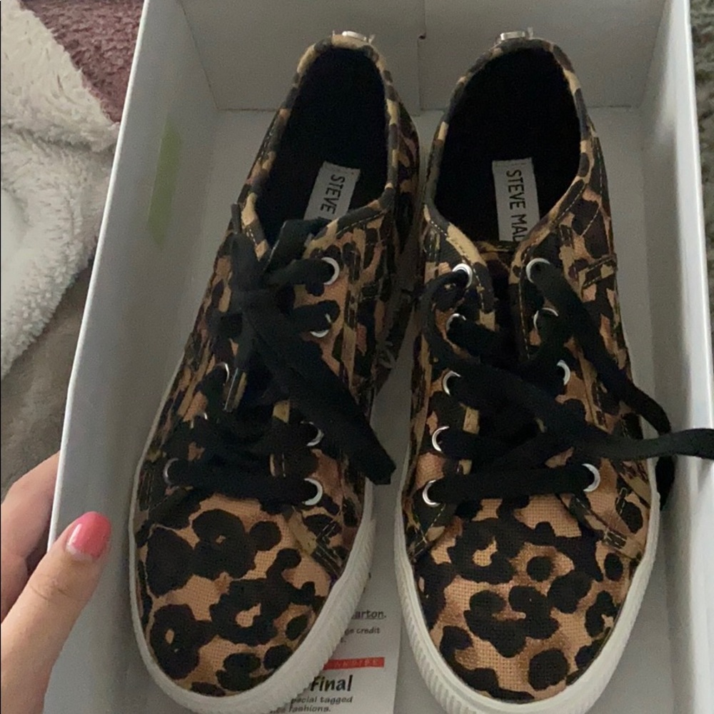 Steve Madden platform shoes